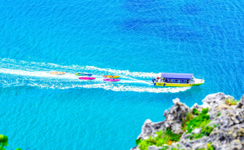 伊良部島の青の洞窟