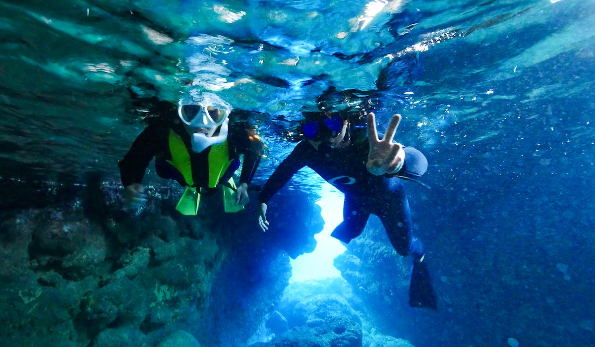 伊良部島の青の洞窟