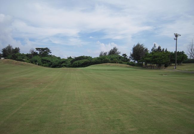 宮古島の観光スポットの千代田カントリークラブ