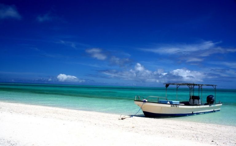 水納島-ハマサキビーチ-