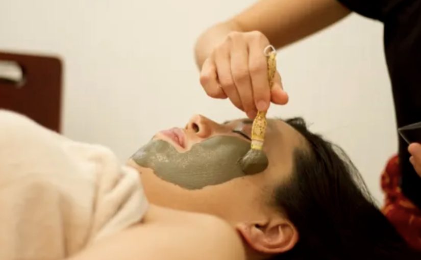 月桃クチャ,宮古島,スパ,ボディマッサージ,月桃オイル,隠れ家サロン,マッサージ,アロマオイル,月桃オイル